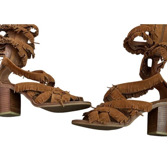 Jeffrey Campbell Enyo Fringe Gladiator Sandal‎ Size 7.5 - Picture 9 of 10